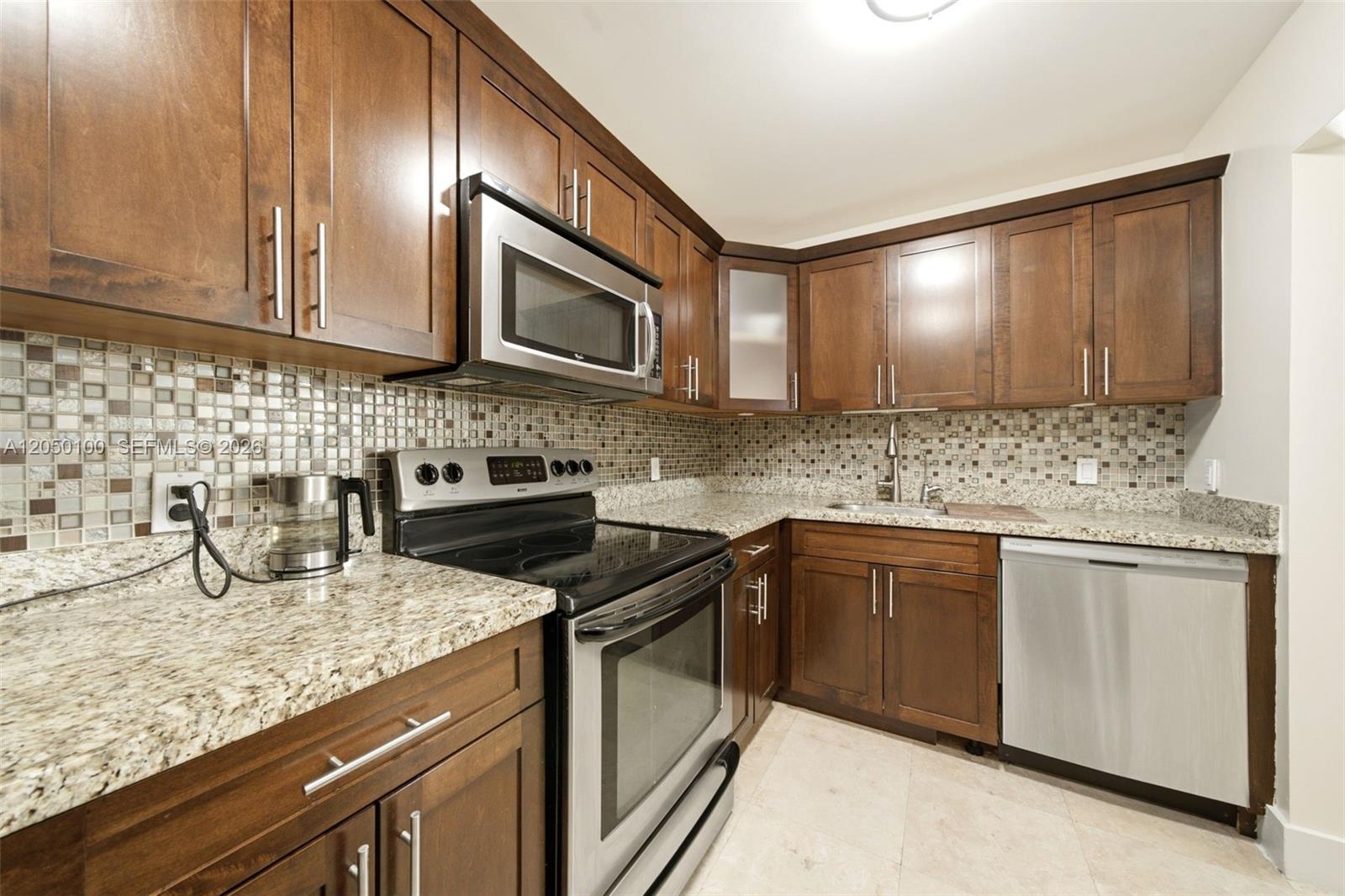 3440 Ne 192nd Street 1p-a Property Photo 1