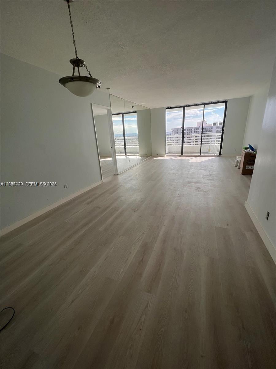 3300 Ne 192nd Street Ph05 Property Photo 3