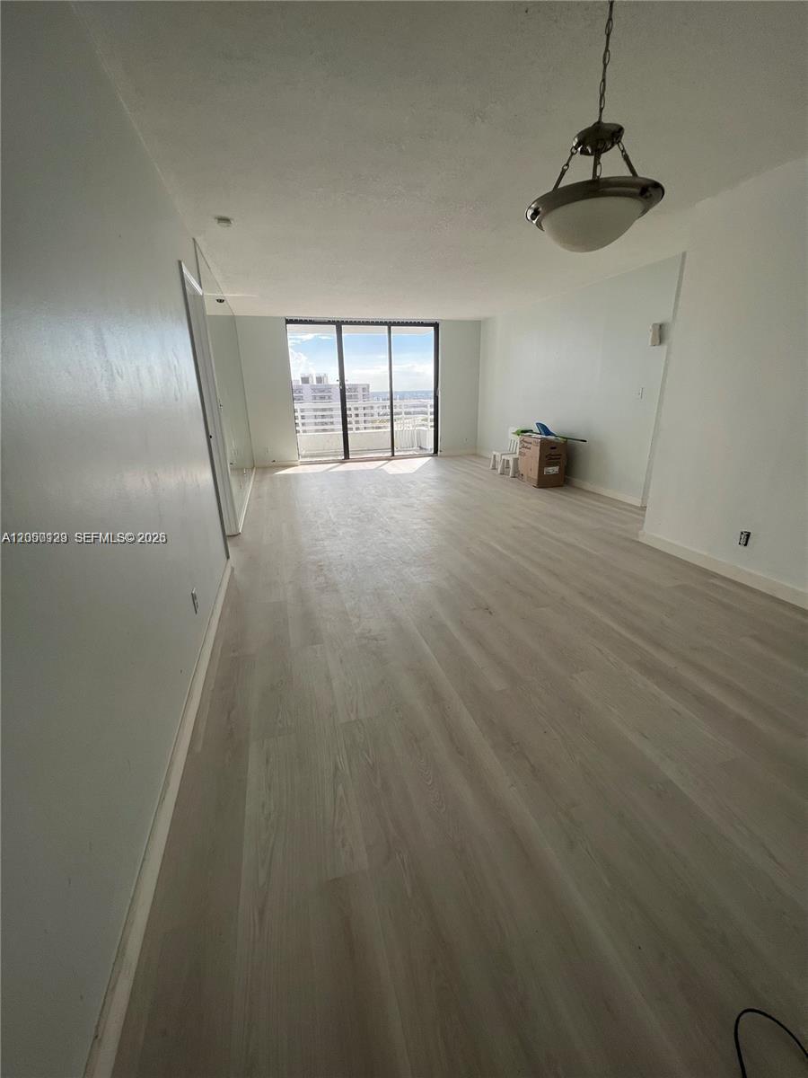 3300 Ne 192nd Street Ph05 Property Photo 4