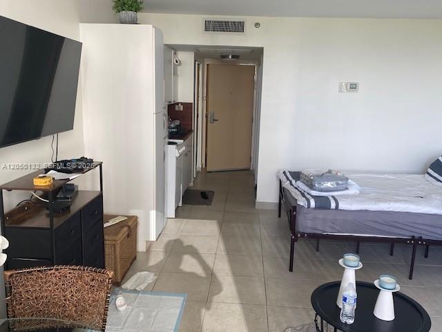 19201 E Collins Avenue 442 Property Photo 1