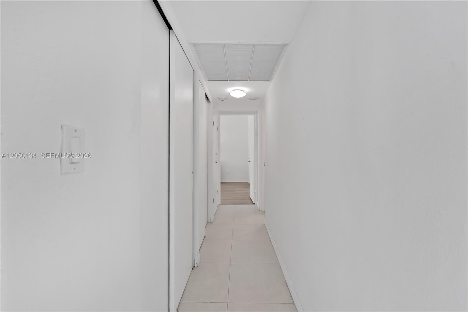 10275 Collins Avenue 417 Property Photo 18