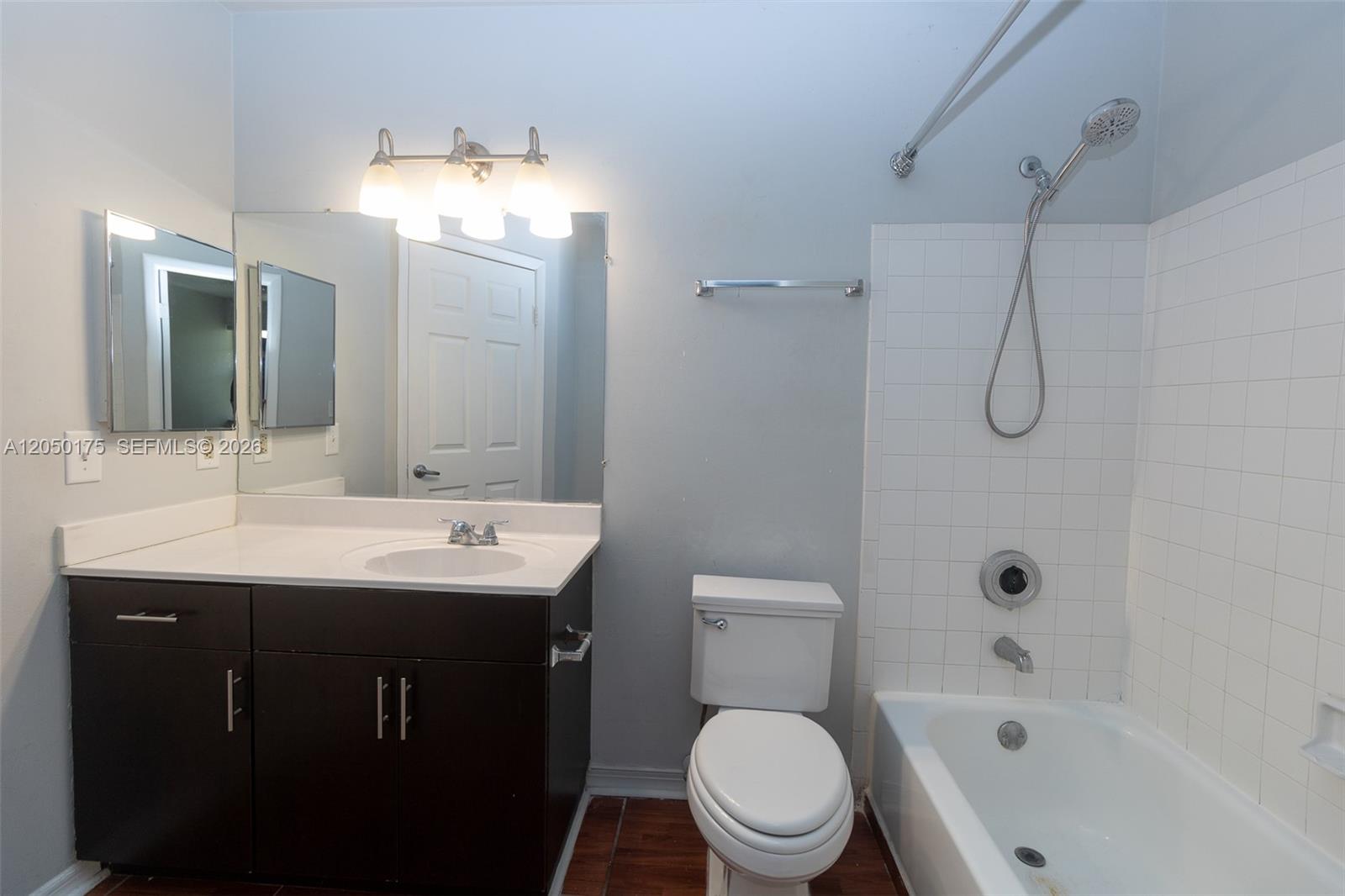 18308 Nw 68th Avenue L Property Photo 7