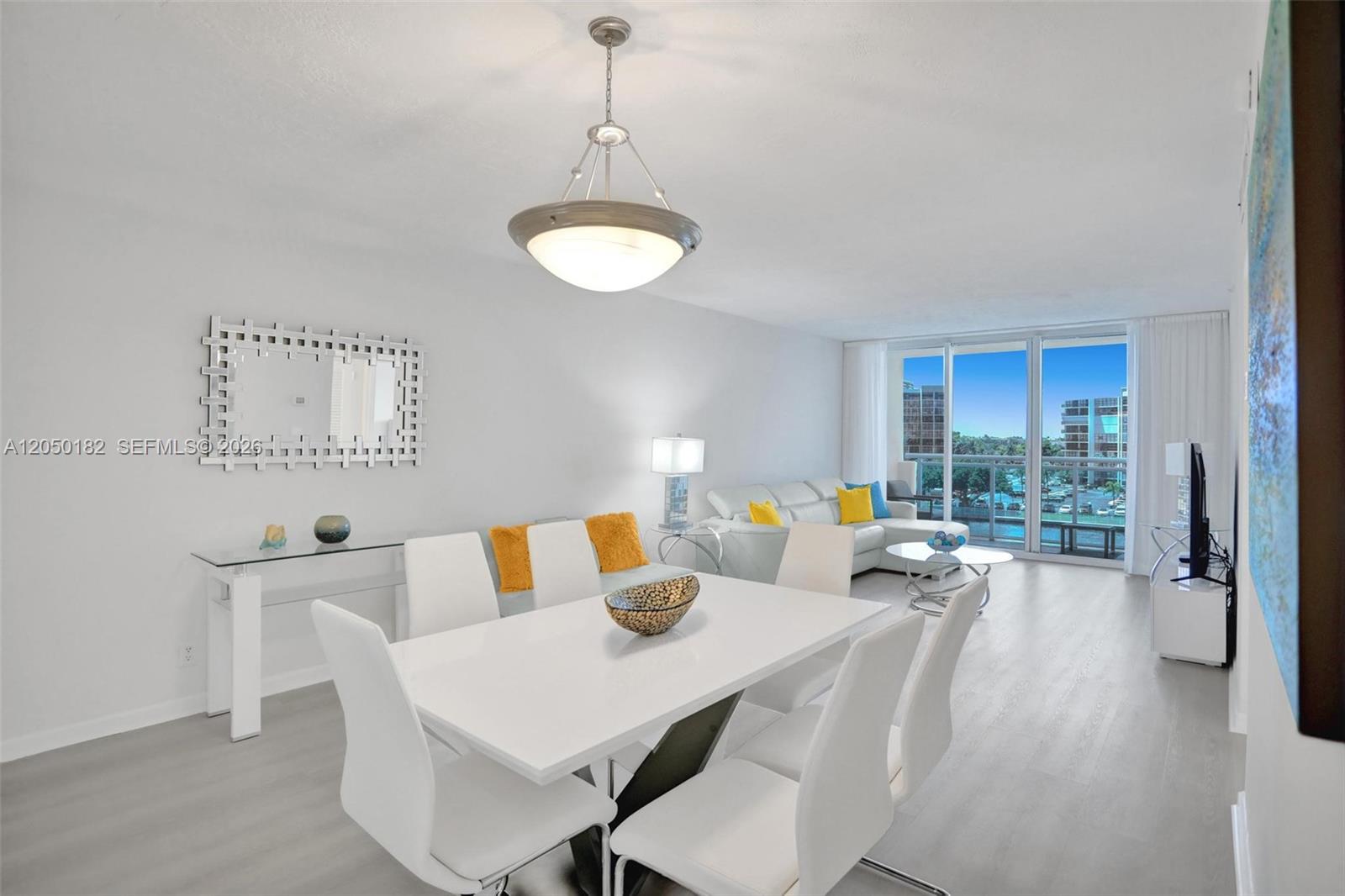 3000 S Ocean Drive 412 (available Now) Property Photo 7
