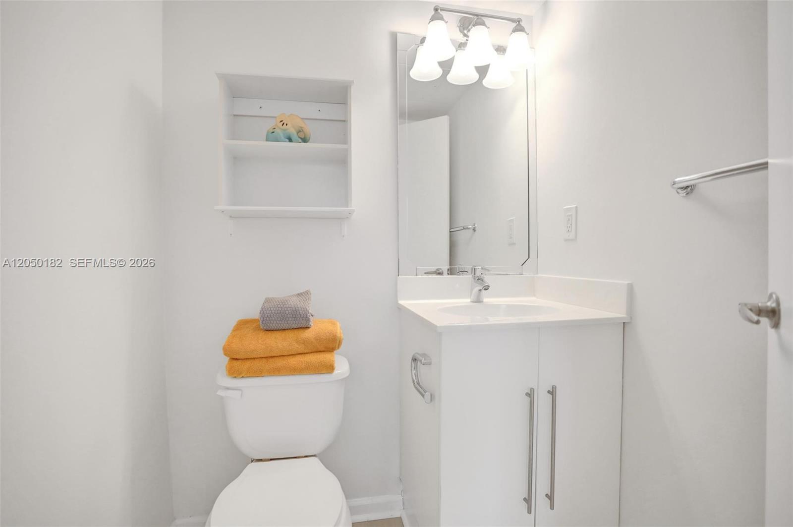 3000 S Ocean Drive 412 (available Now) Property Photo 17