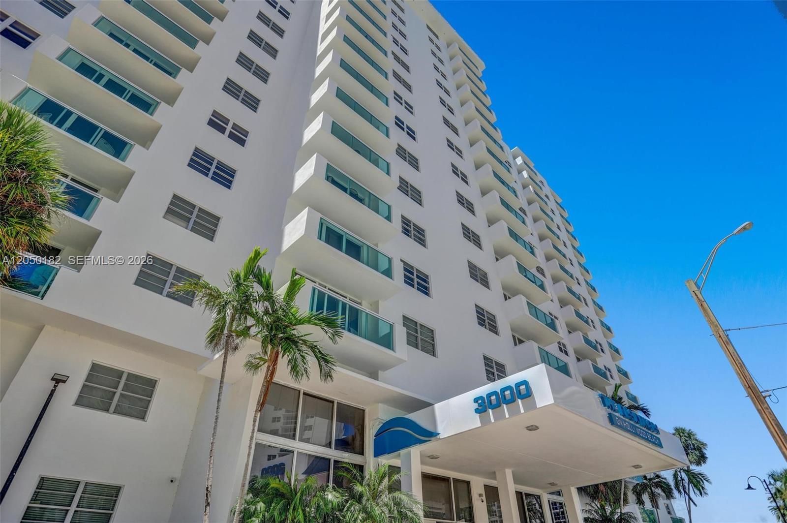 3000 S Ocean Drive 412 (available Now) Property Photo 27