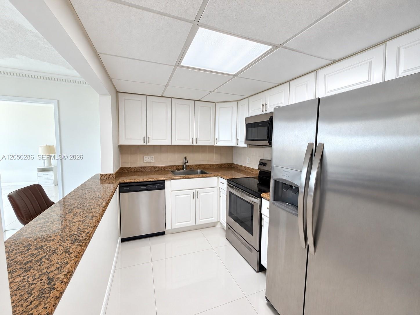13499 Biscayne Boulevard 1407 Property Photo 8