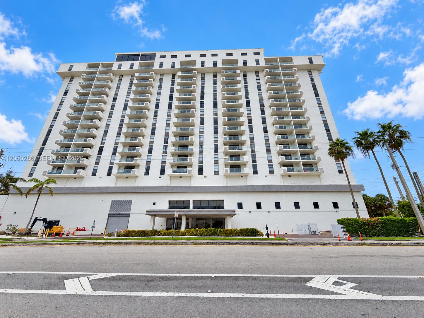 13499 Biscayne Boulevard 1407 Property Photo 19