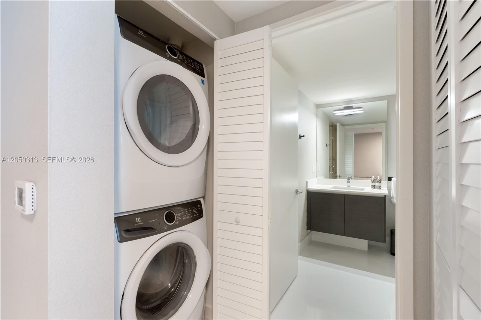 330 Sunny Isles Boulevard 5-1404 Property Photo 36