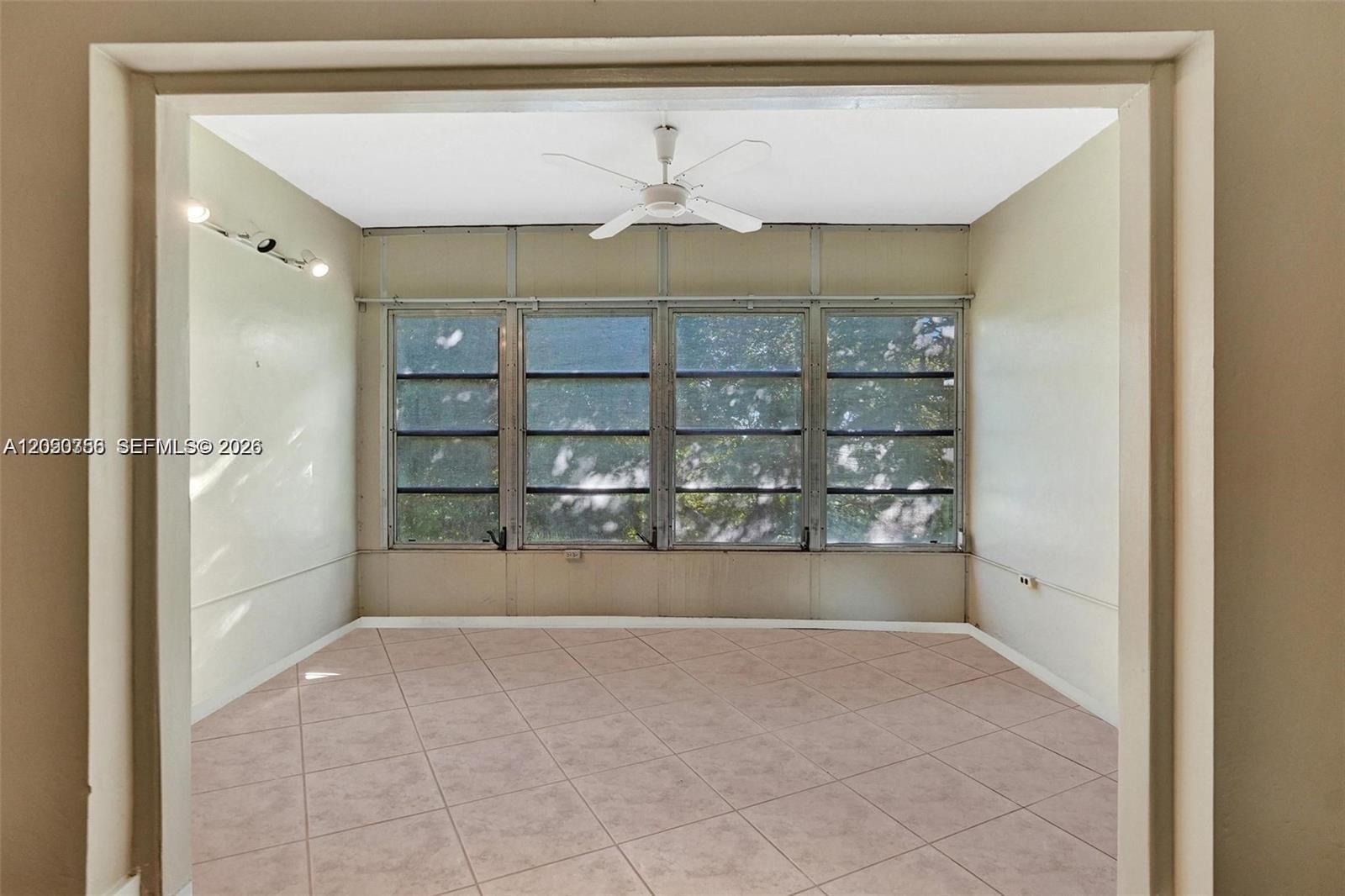 1030 Country Club Drive 405 Property Photo 13