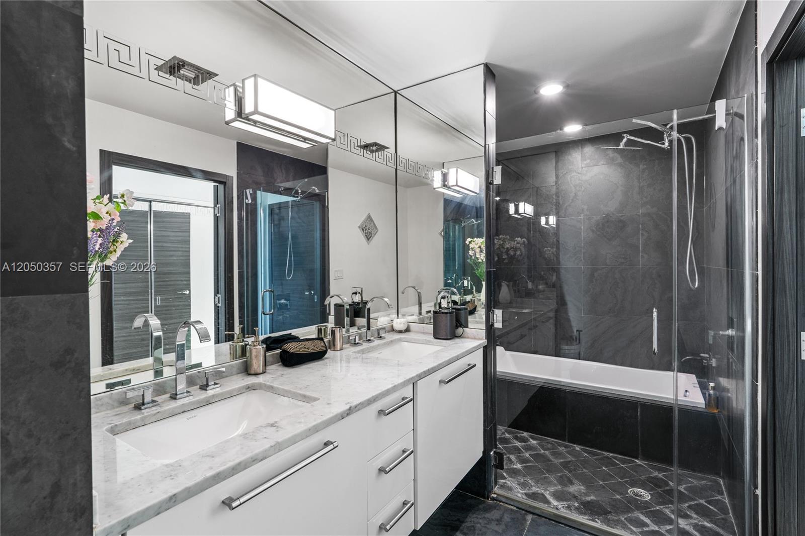 900 Biscayne Boulevard 3704 Property Photo 39