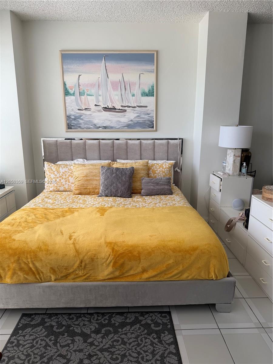 4925 Collins Avenue 2d Property Photo 2