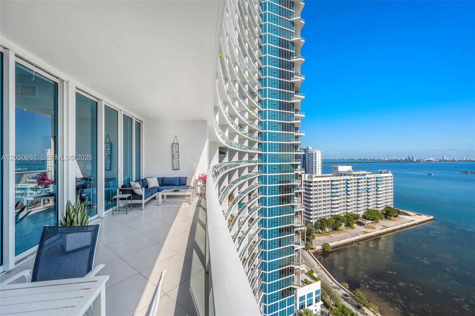 2020 N Bayshore Drive 1908 Property Photo 5