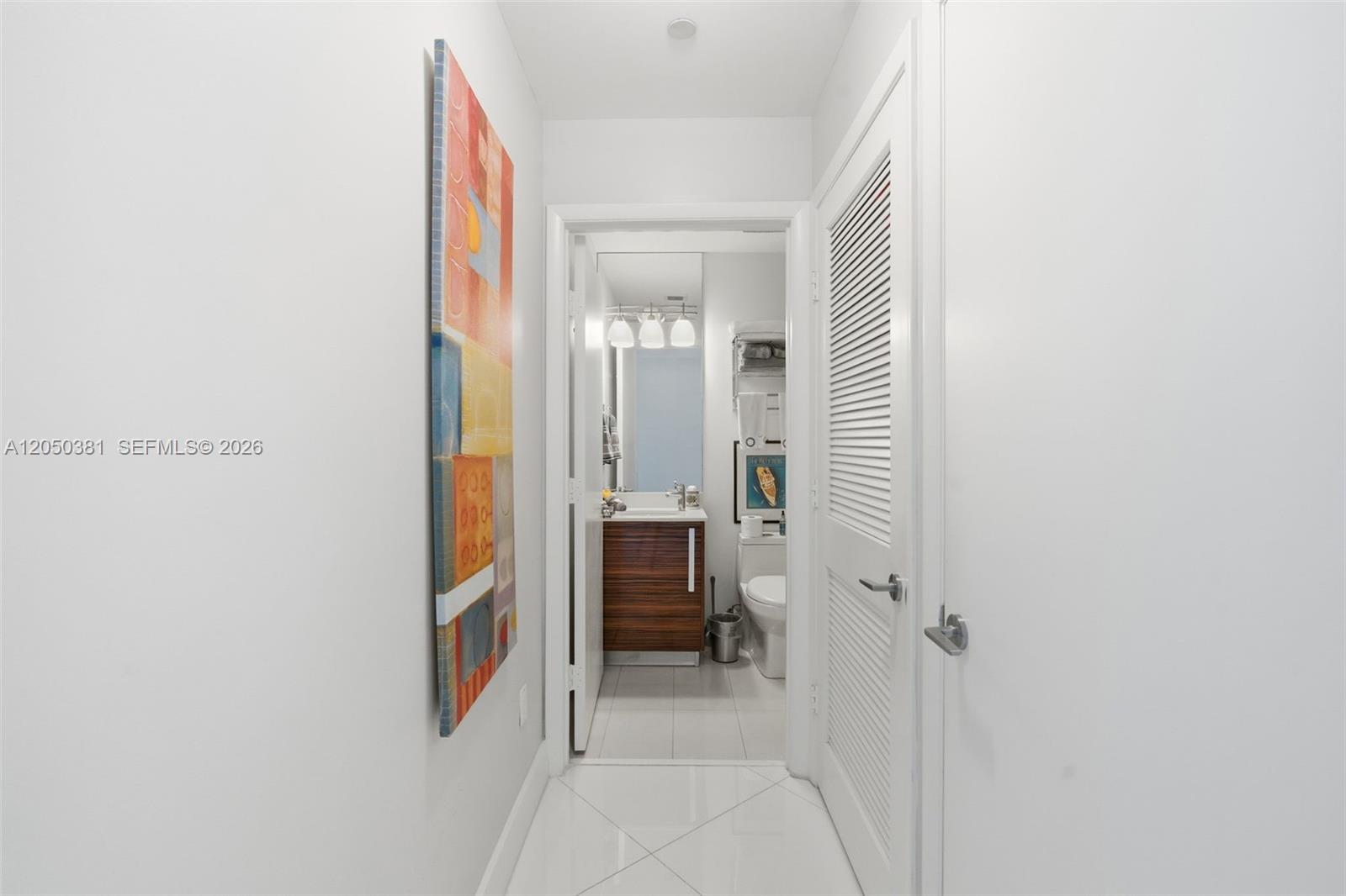 2020 N Bayshore Drive 1908 Property Photo 19
