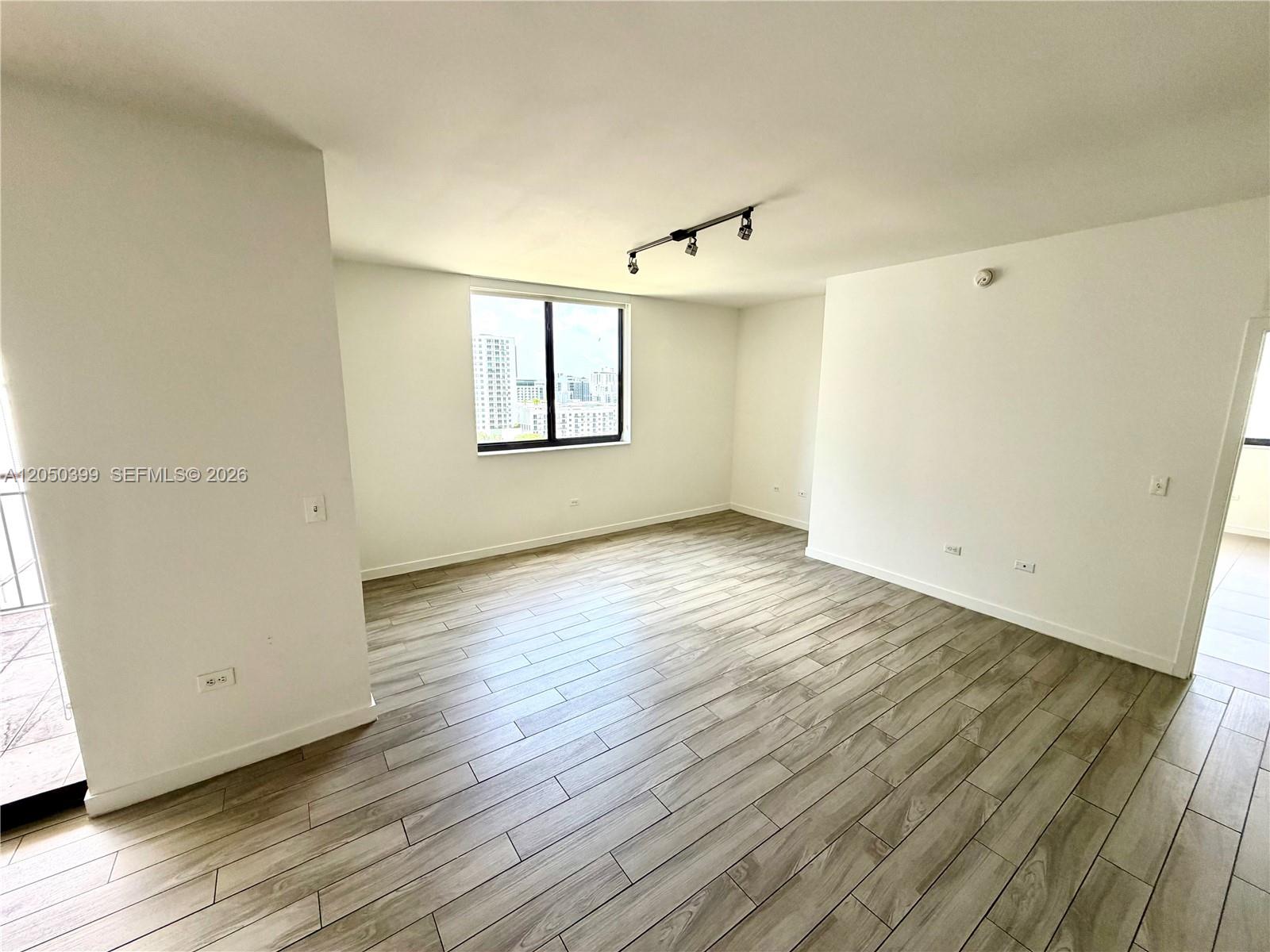 999 Sw 1st Avenue 1204 Property Photo 13