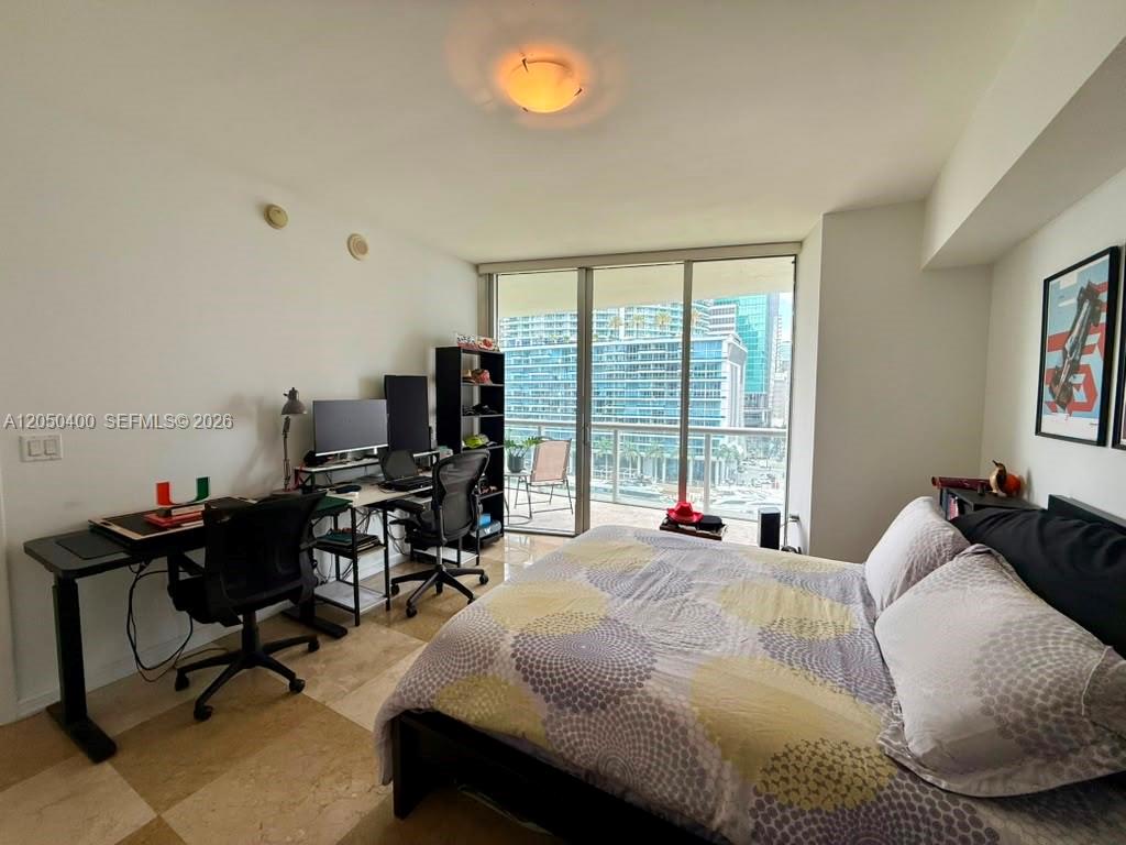 475 Brickell Avenue 1012 Property Photo 10