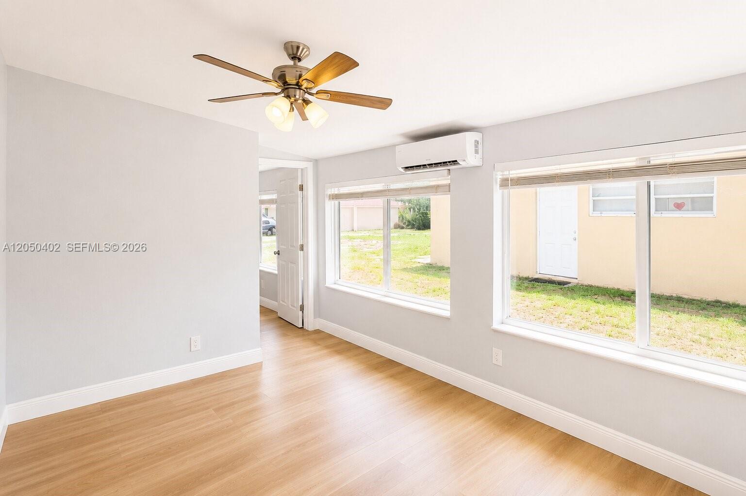 2511 Sw 3rd Street B- B Property Photo 2