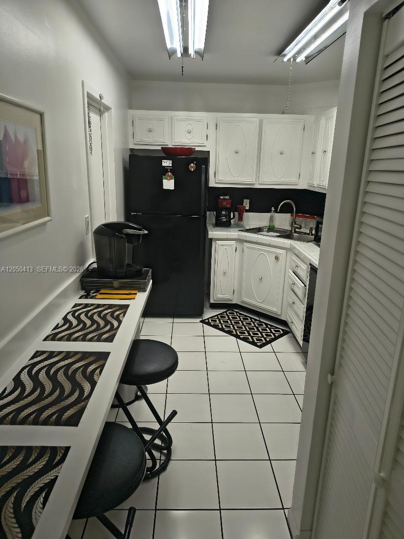 3105 Oakland Shores J 207 Property Photo 4