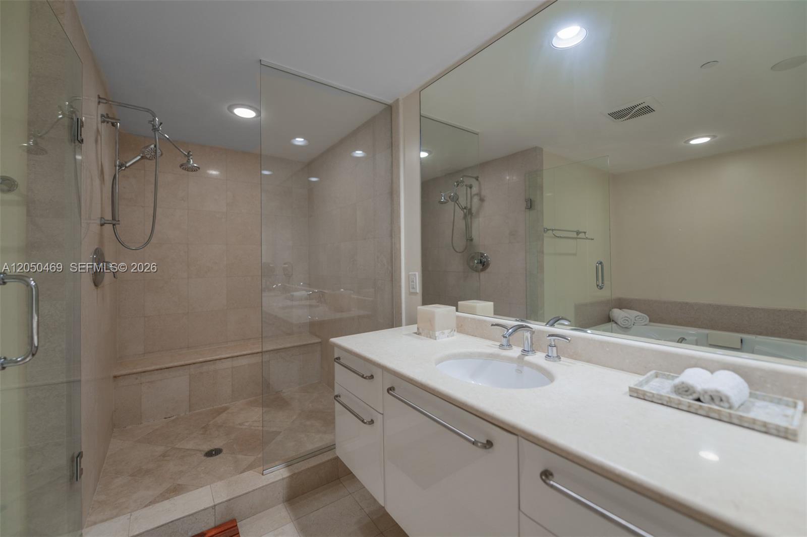 3101 S Ocean Drive 404 Property Photo 21