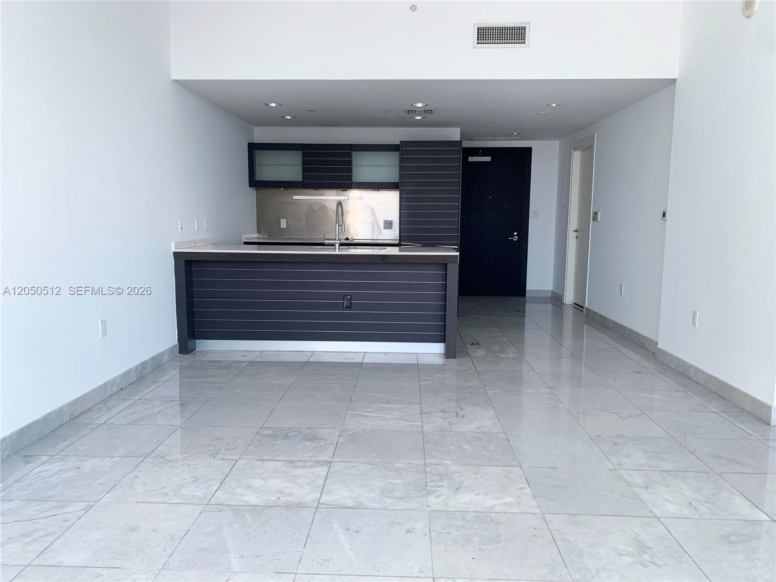 200 Biscayne Boulevard Way 4412 Property Photo 6