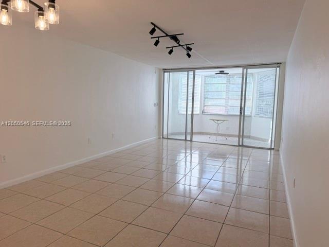 A12050546 Property Photo 12
