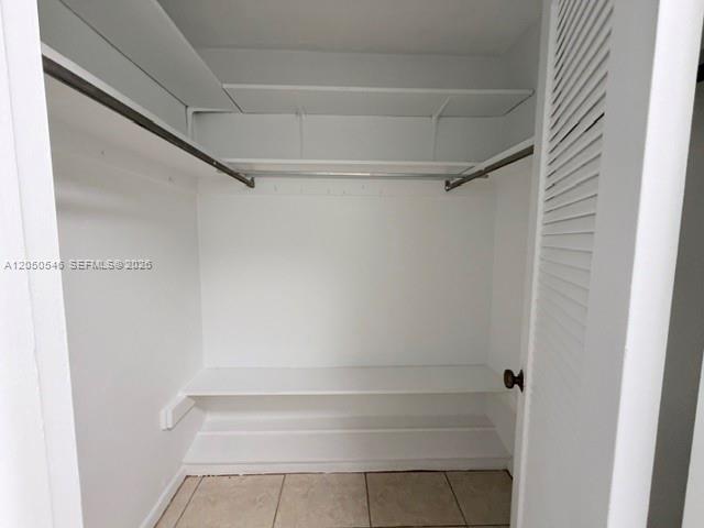 A12050546 Property Photo 19