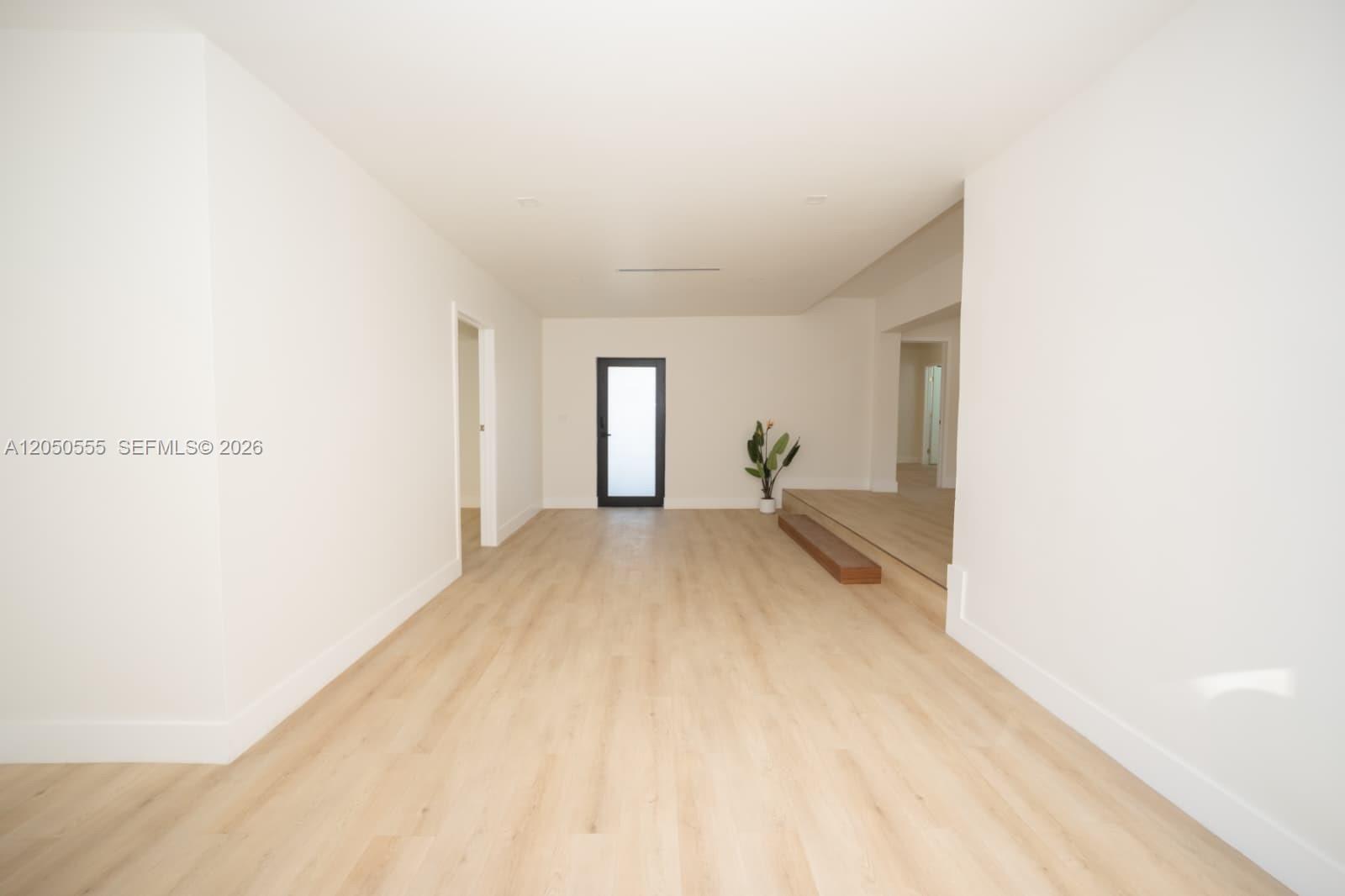 15411 Ne 10th Avenue Property Photo 11