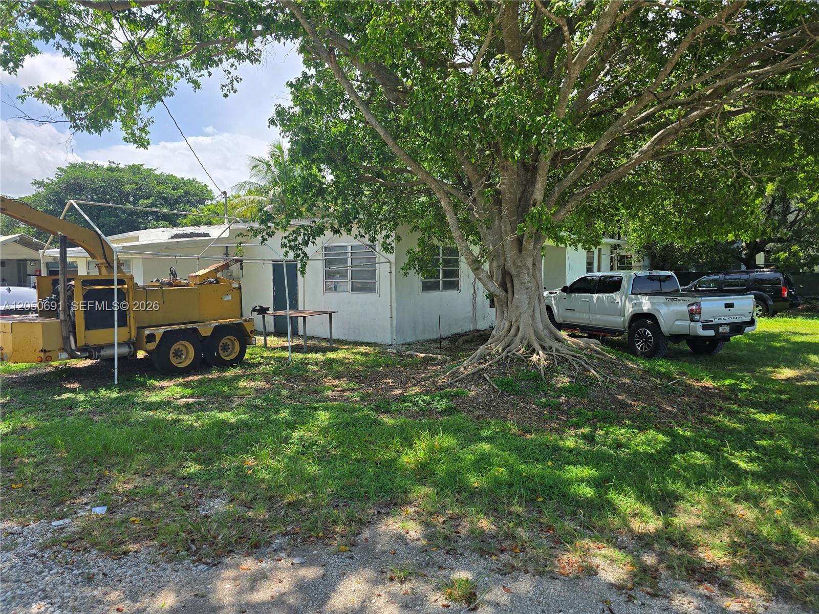 18140 Sw 108th Avenue Property Photo 3