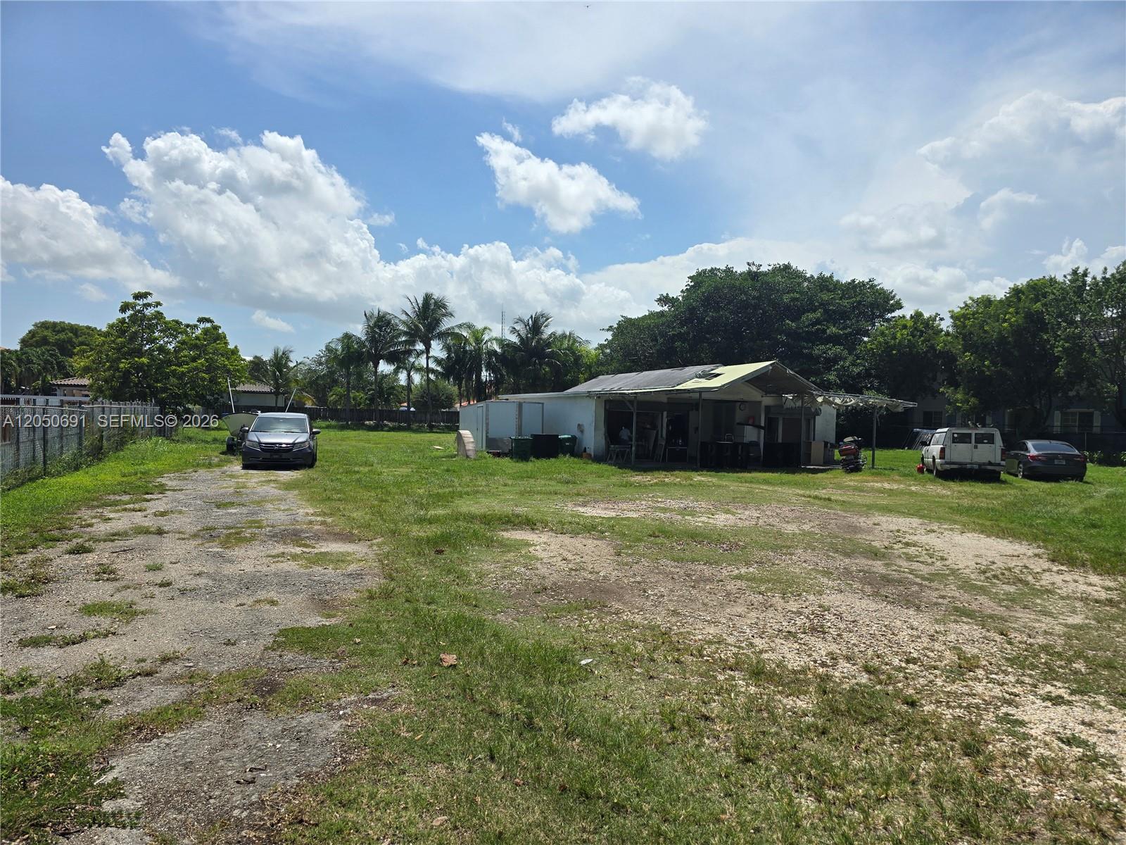 18140 Sw 108th Avenue Property Photo 6