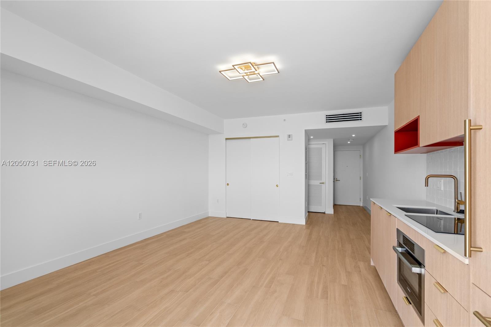 90 Ne 32nd Street 918 Property Photo 19