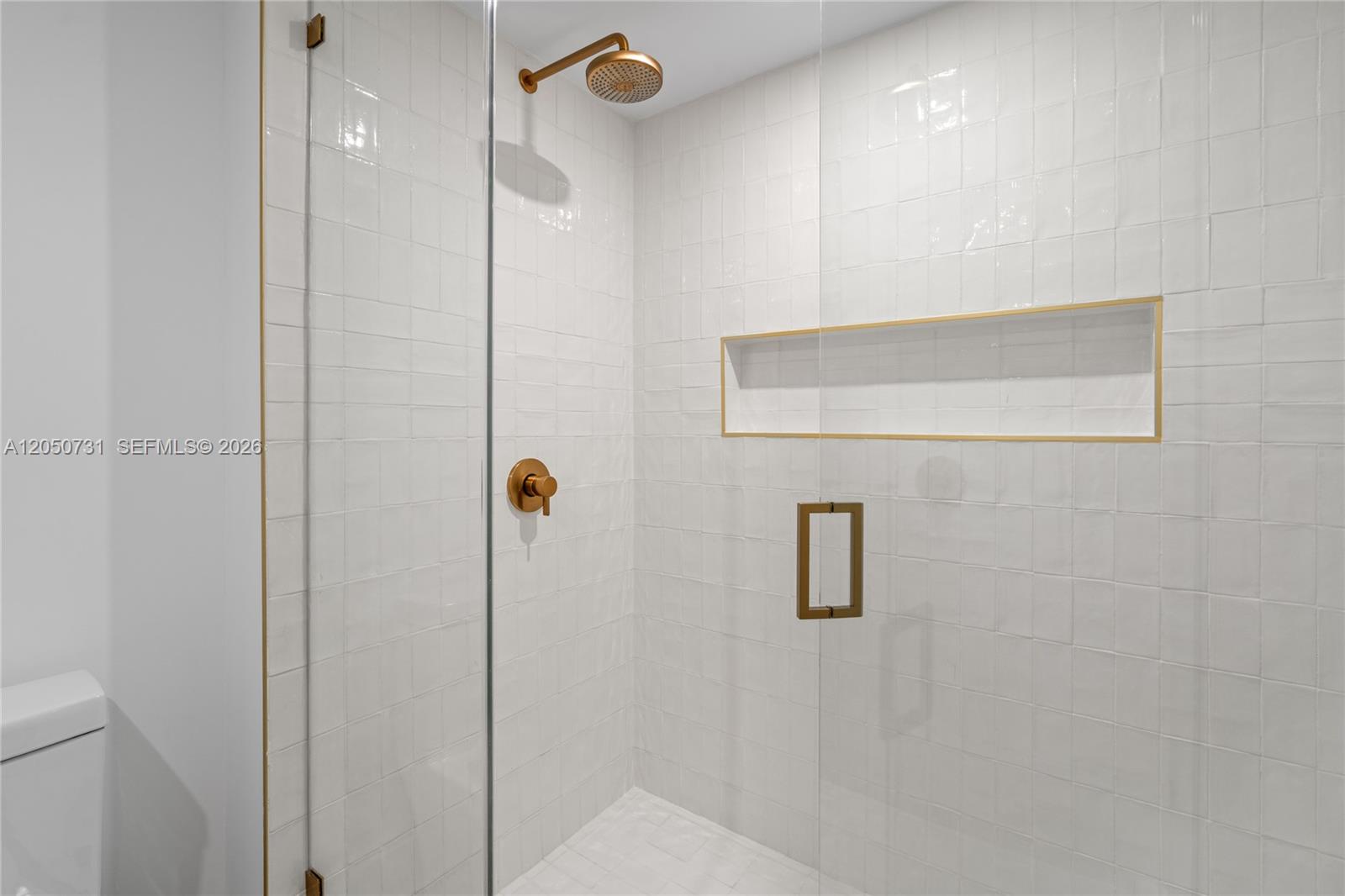 90 Ne 32nd Street 918 Property Photo 23