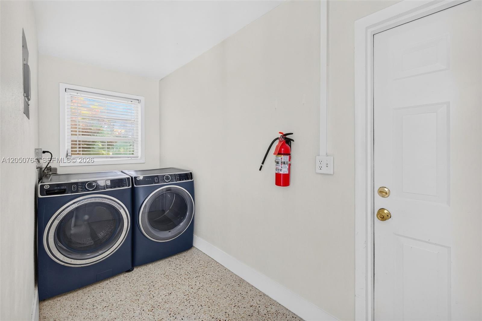 1750 Ne 56th Street Property Photo 25