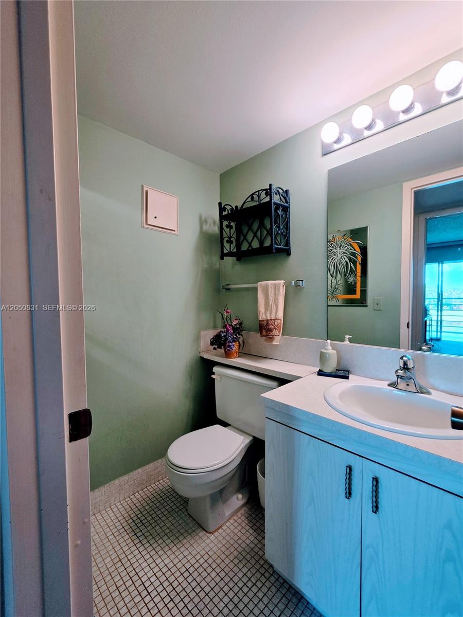 3076 E Exeter E 3076 Property Photo 15