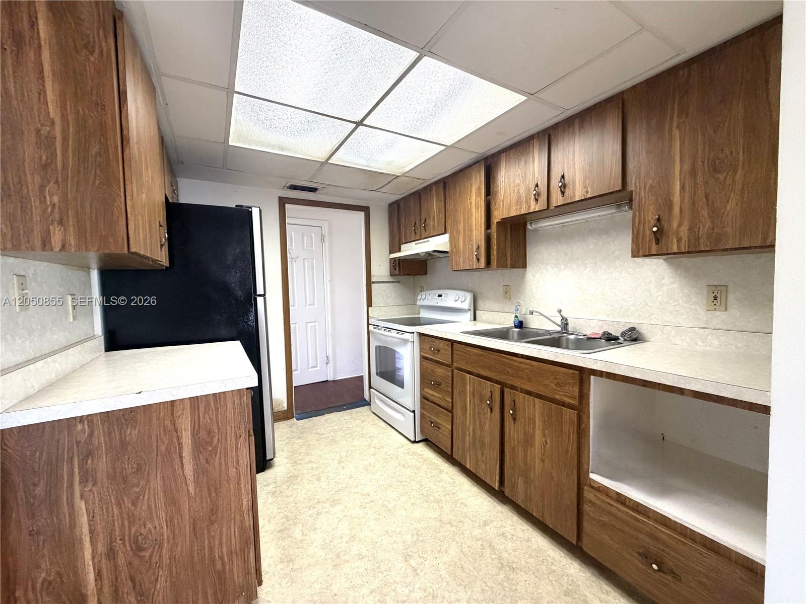 1115 Edgemoor Avenue Property Photo 11