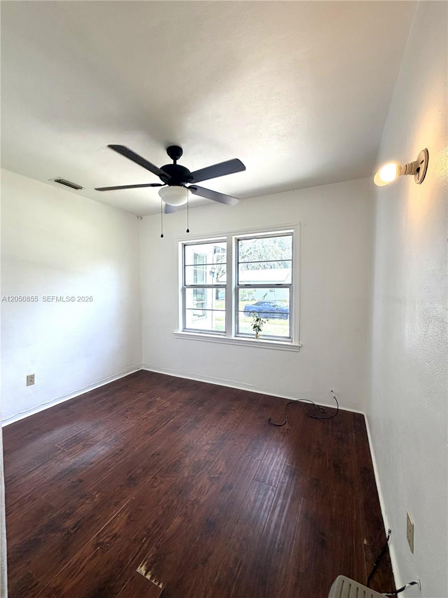 1115 Edgemoor Avenue Property Photo 15