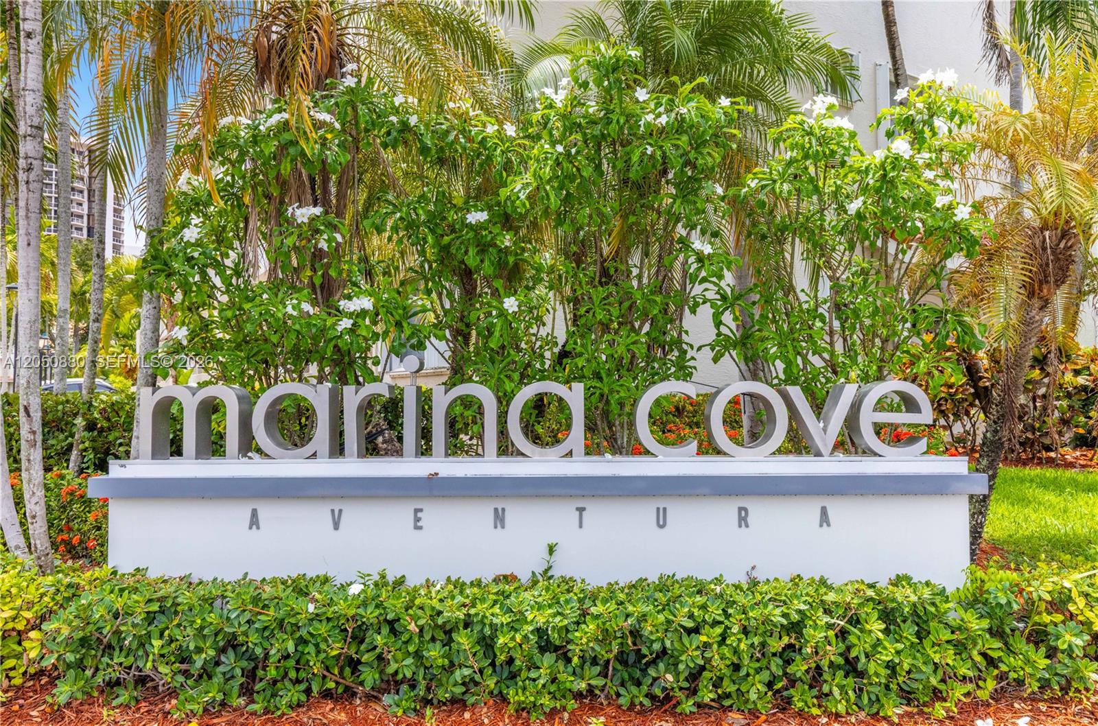 21399 Marina Cove Circle M-15 Property Photo 6