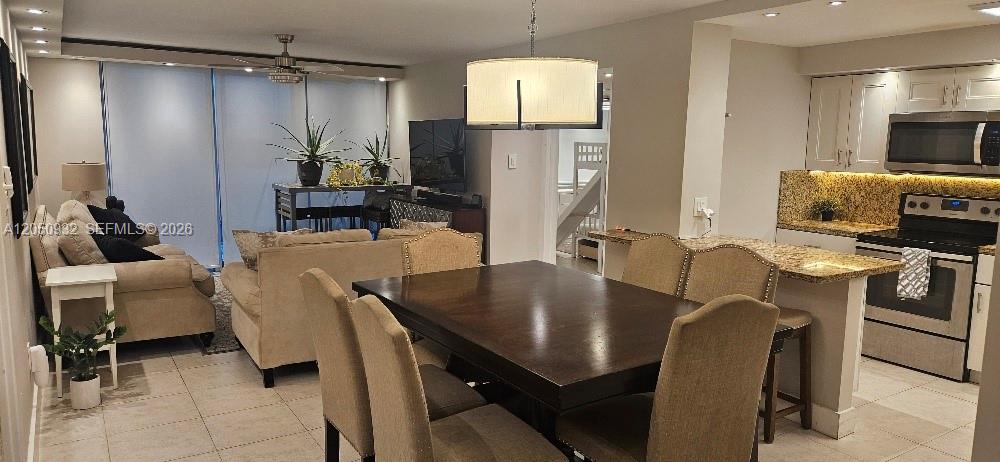 18081 Biscayne Boulevard 602 Property Photo 1
