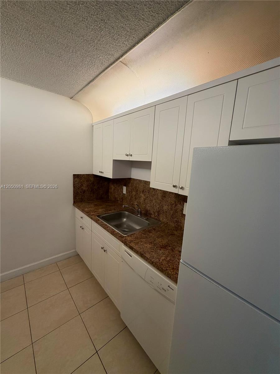8200 Sw 210th Street 303 Property Photo 8