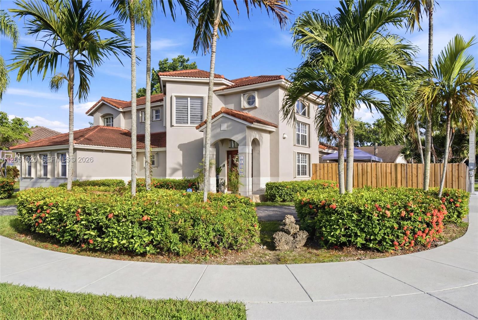 11980 Sw 99th Street Property Photo 4