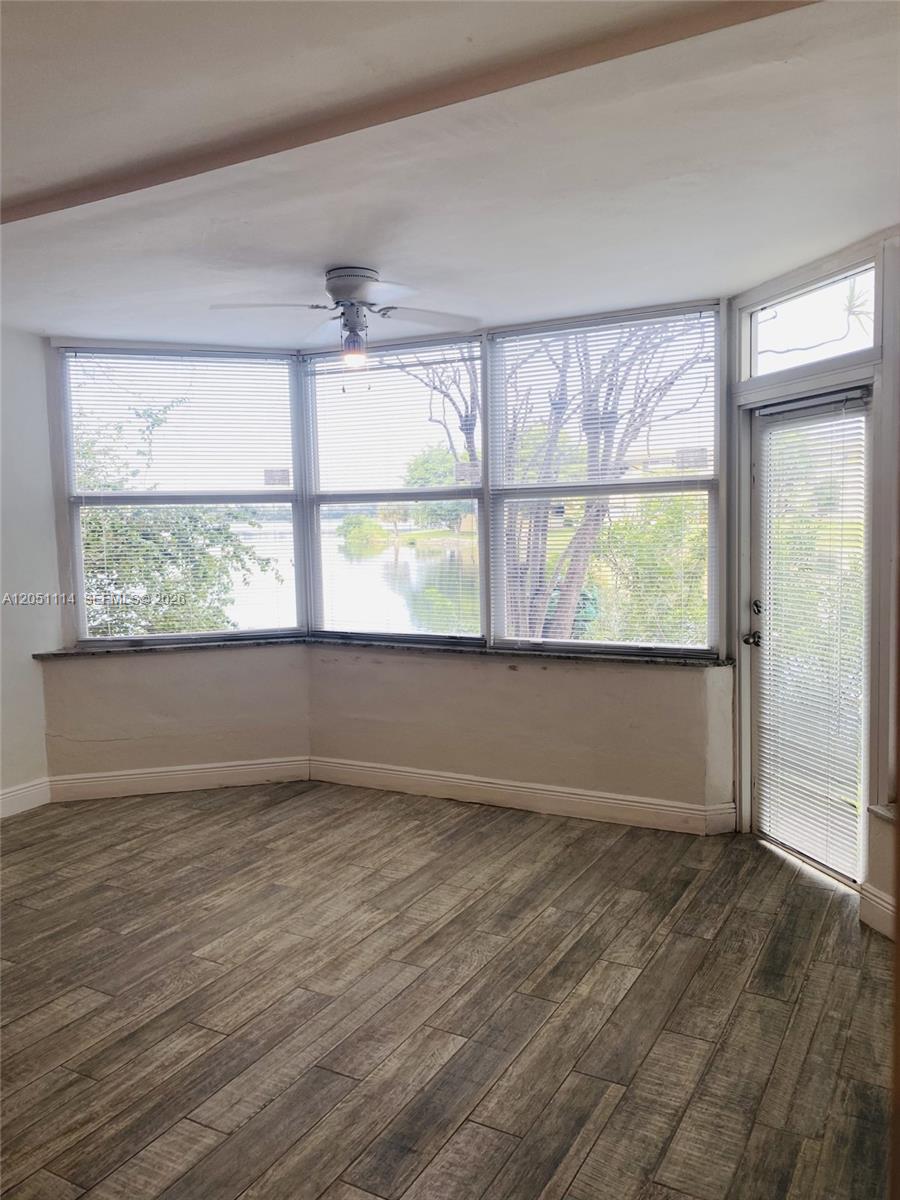 A12051114 Property Photo 3