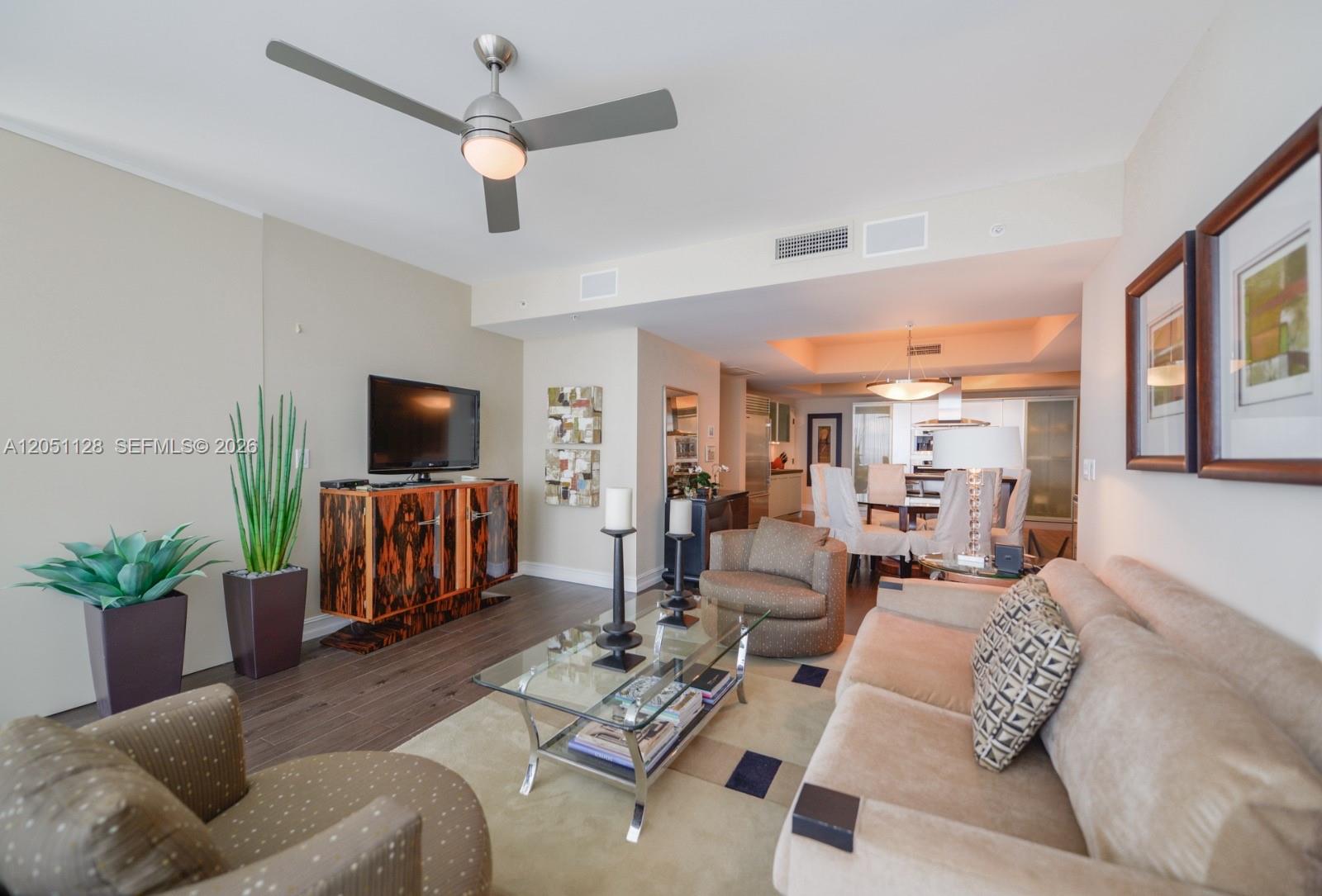 18201 Collins Avenue 1604 Property Photo 3