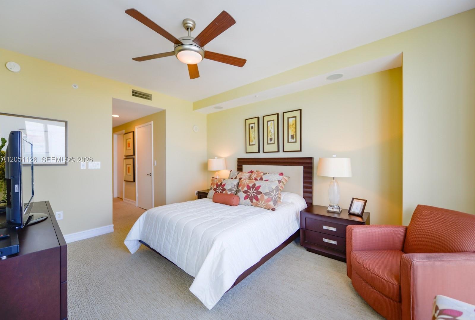 18201 Collins Avenue 1604 Property Photo 14