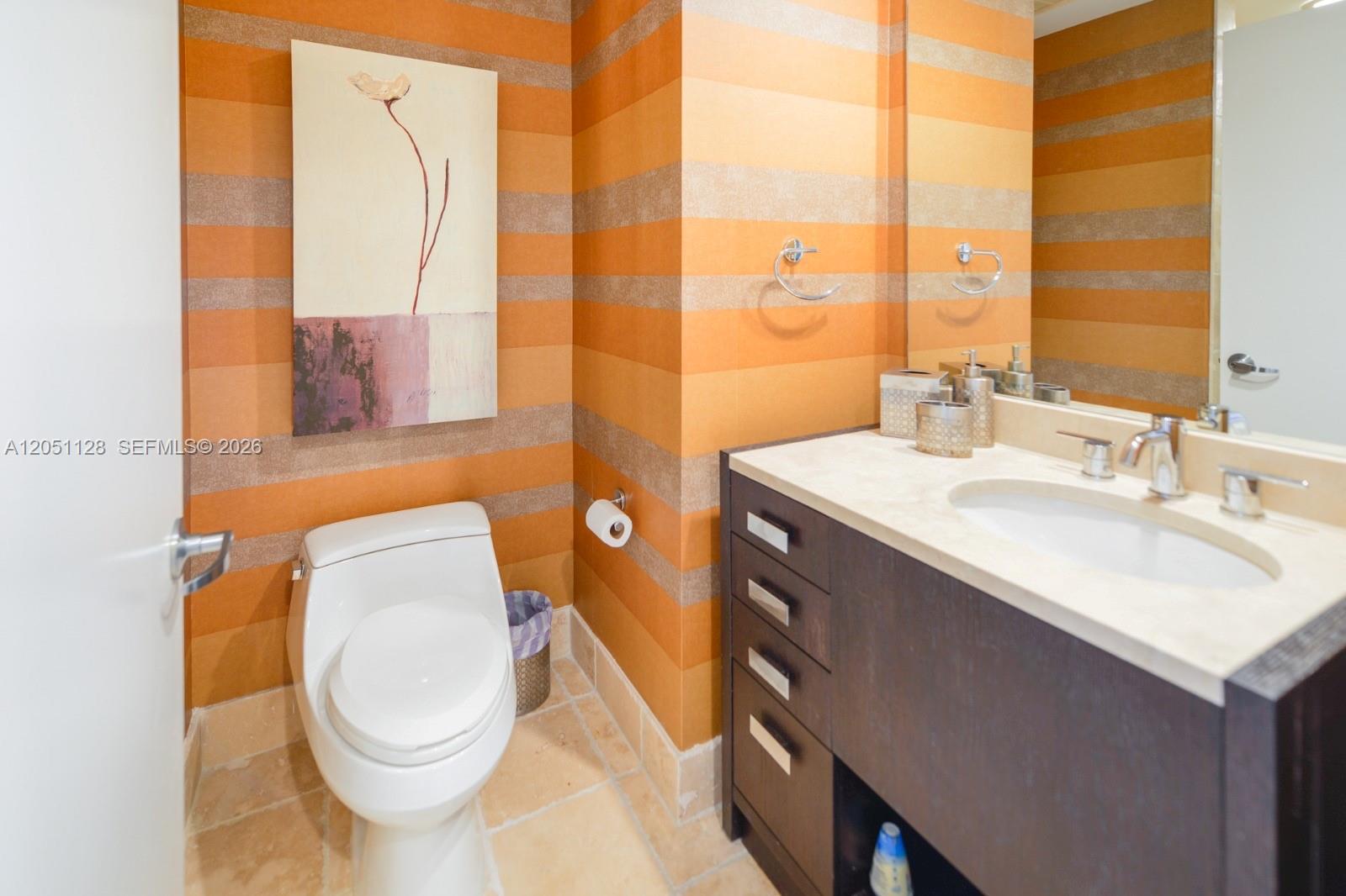 18201 Collins Avenue 1604 Property Photo 16