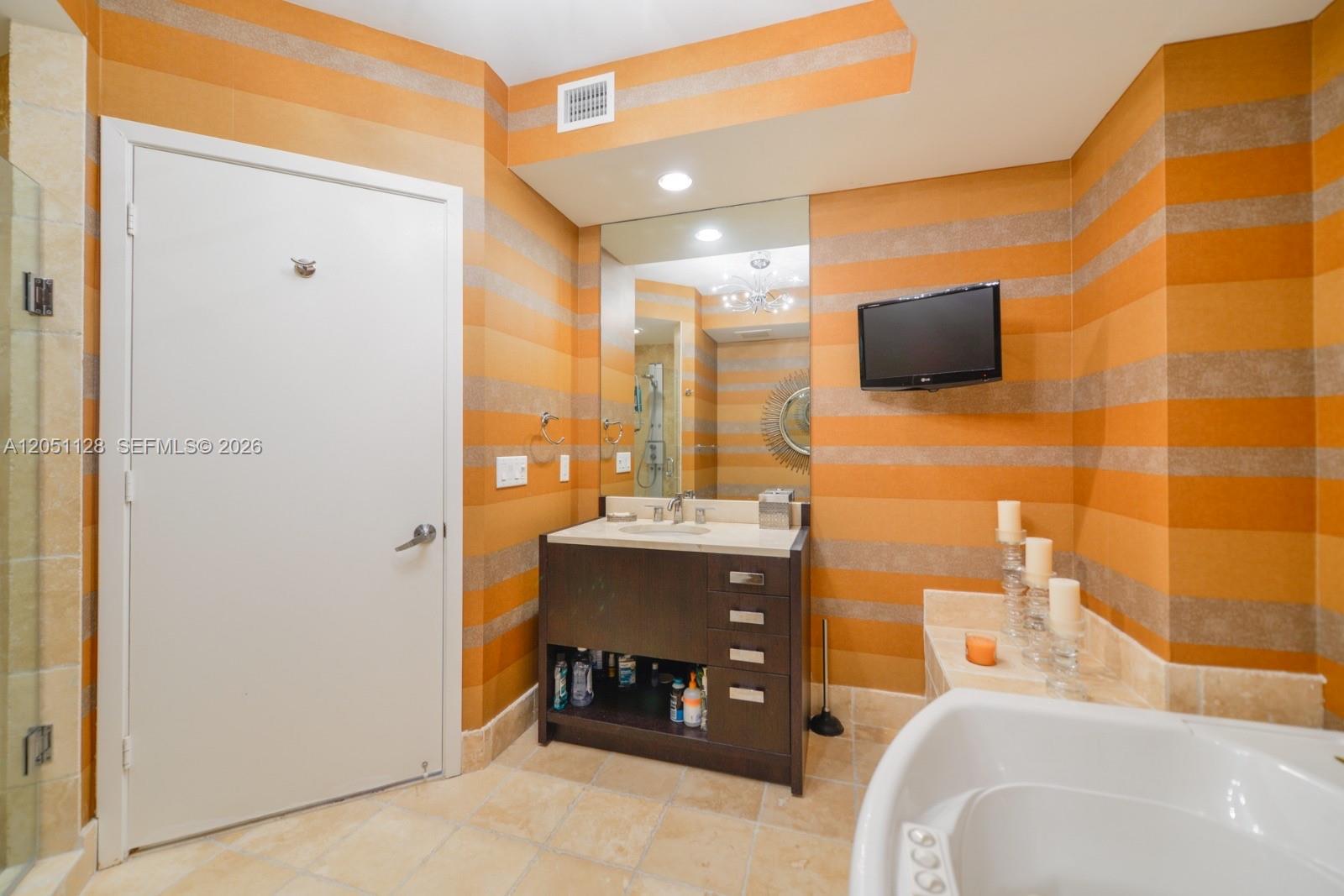 18201 Collins Avenue 1604 Property Photo 19
