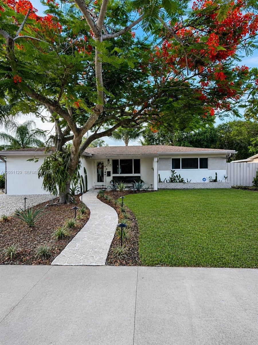 1713 Sw 10th Court Property Photo 5