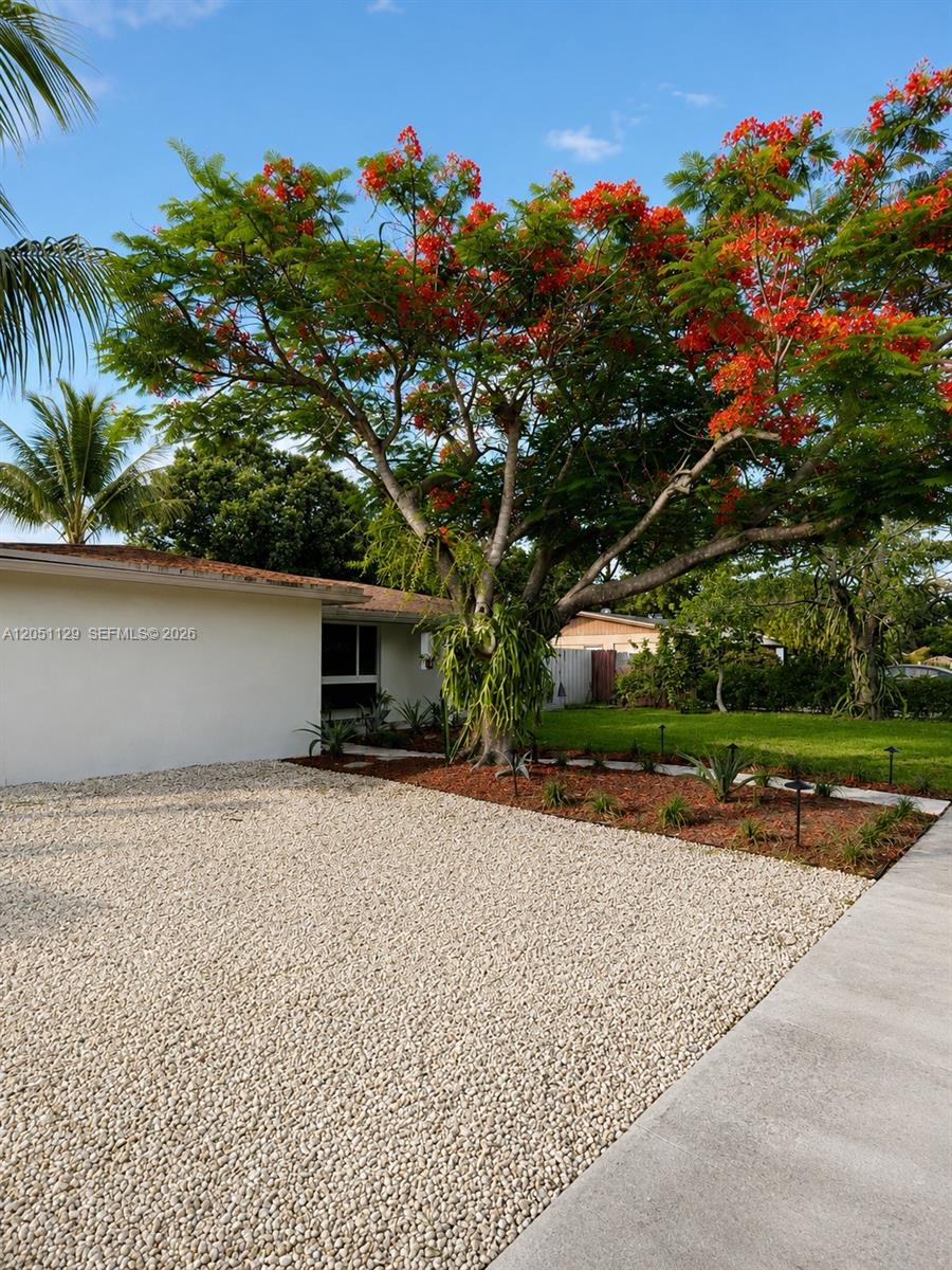 1713 Sw 10th Court Property Photo 7