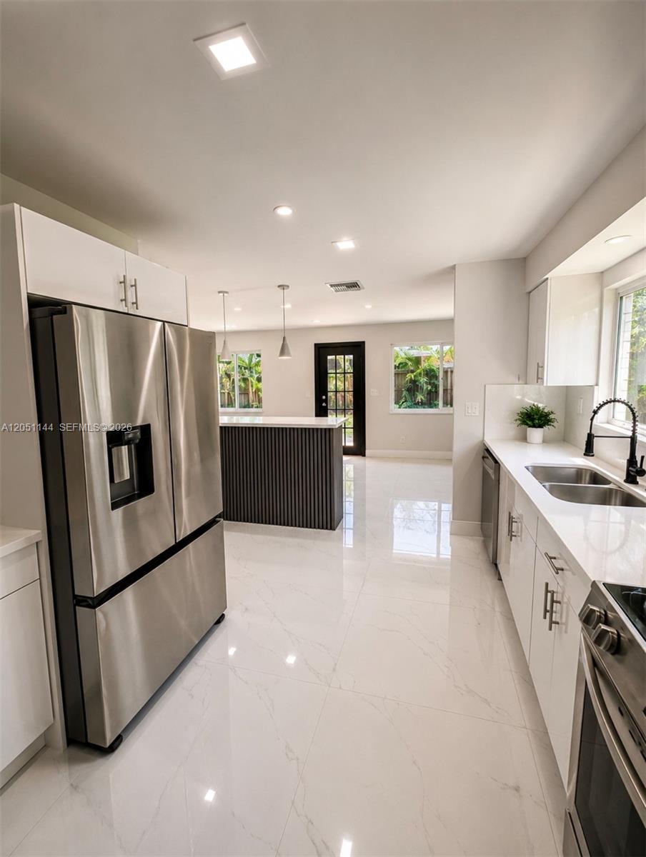 3430 Sw 17th Street Property Photo 6