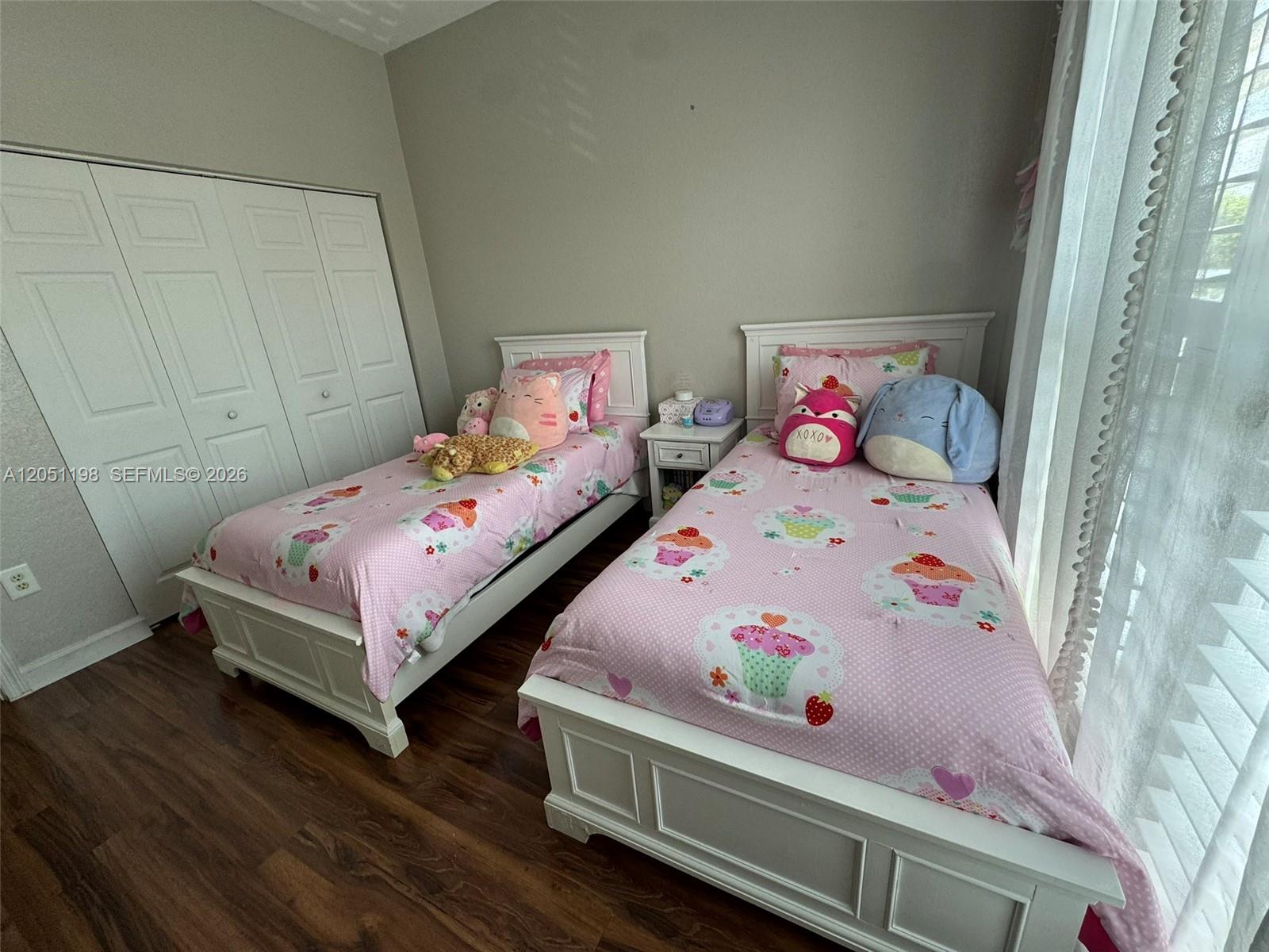 A12051198 Property Photo 15