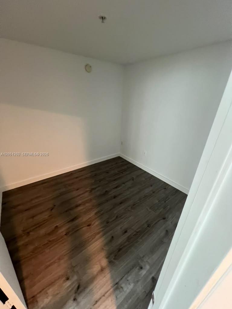 253 Ne 2nd Street 1202 Property Photo 6