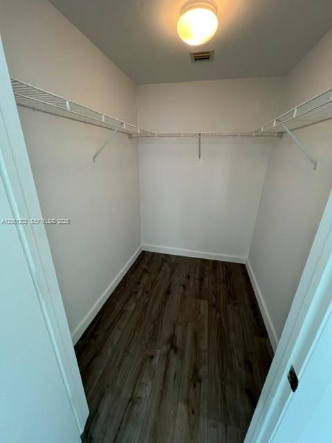 253 Ne 2nd Street 1202 Property Photo 7