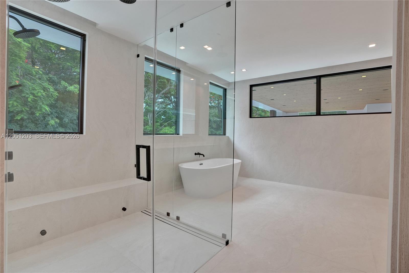4640 Sunset Drive Property Photo 32